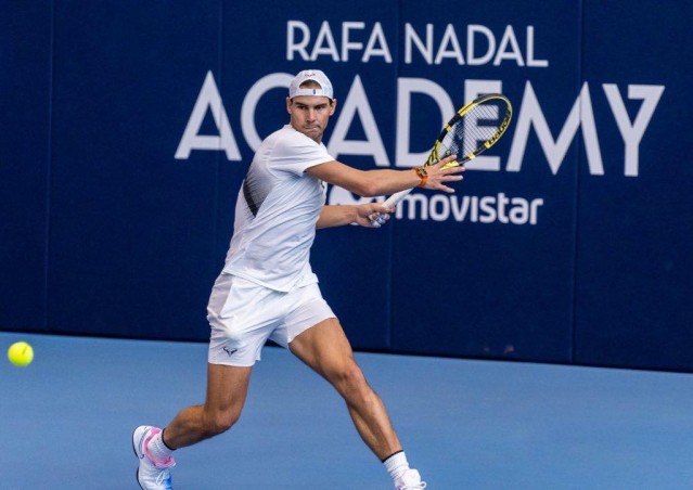 El artilugio que ayuda a Nadal a entrenar la fatiga y el corazón: Es como  llevar un ordenador en el brazo